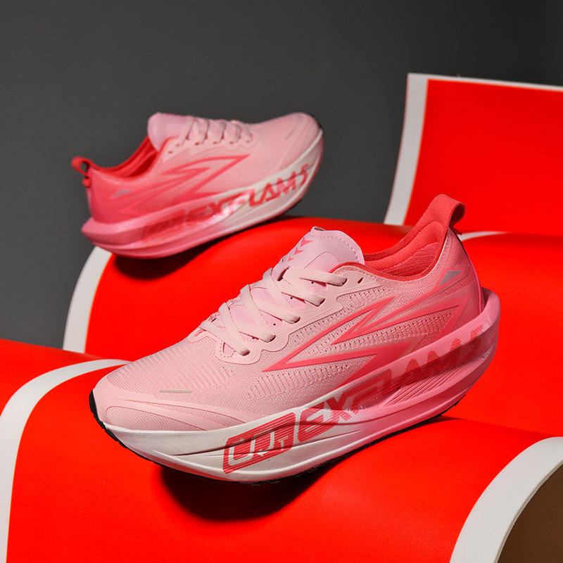 أحذية رياضية للرجال والنساء مع - مراجعة Breathable Mesh Athletic Shoes وسعره