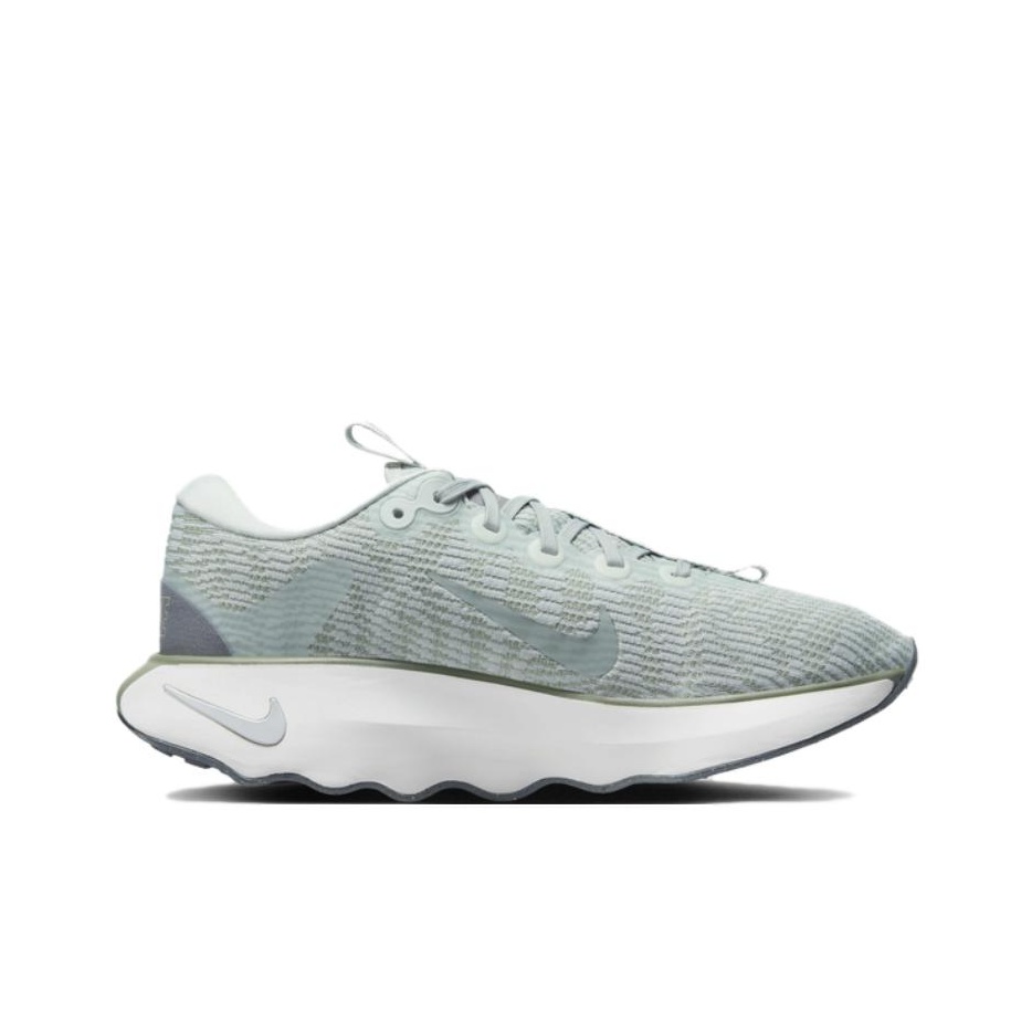 حذاء نايك موتيفا لو توب للمشي  - مراجعة Men'S Shoes وسعره